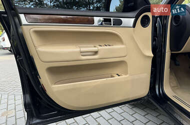 Позашляховик / Кросовер Volkswagen Touareg 2007 в 