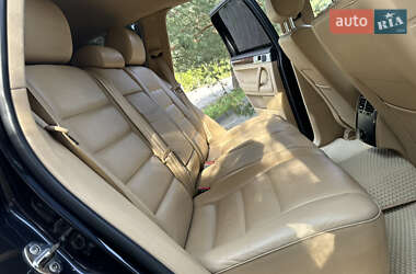 Позашляховик / Кросовер Volkswagen Touareg 2007 в 