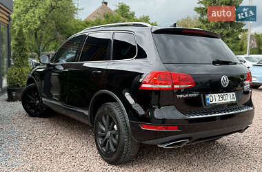 Позашляховик / Кросовер Volkswagen Touareg 2012 в 