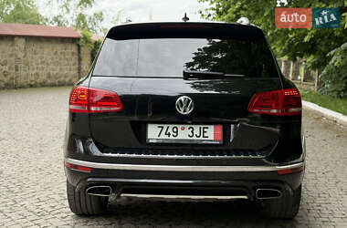 Внедорожник / Кроссовер Volkswagen Touareg 2017 в 
