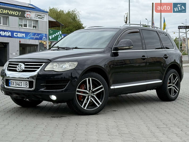 Внедорожник / Кроссовер Volkswagen Touareg 2007 в 