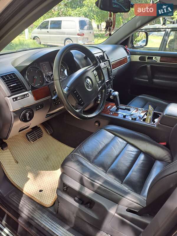 Внедорожник / Кроссовер Volkswagen Touareg 2007 в Измаиле