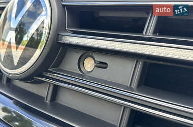 Внедорожник / Кроссовер Volkswagen Touareg 2024 в 