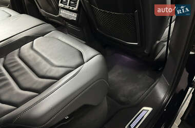 Внедорожник / Кроссовер Volkswagen Touareg 2019 в 