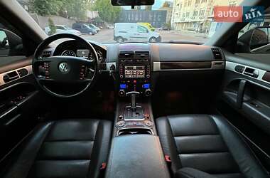 Позашляховик / Кросовер Volkswagen Touareg 2008 в 