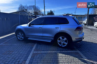 Позашляховик / Кросовер Volkswagen Touareg 2011 в Бахмачі
