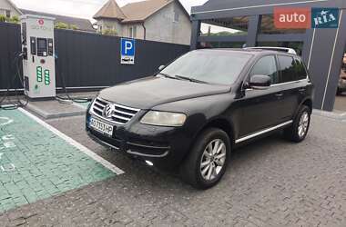 Внедорожник / Кроссовер Volkswagen Touareg 2005 в 