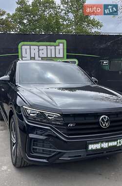Внедорожник / Кроссовер Volkswagen Touareg 2020 в 