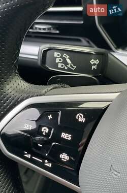 Внедорожник / Кроссовер Volkswagen Touareg 2020 в 