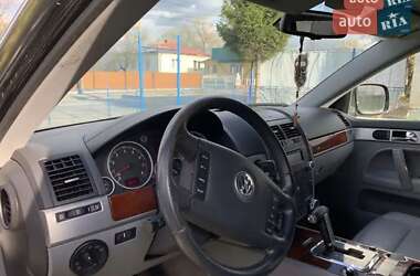 Внедорожник / Кроссовер Volkswagen Touareg 2006 в 