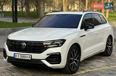 Внедорожник / Кроссовер Volkswagen Touareg 2020 в 
