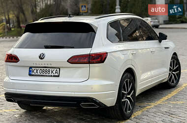 Внедорожник / Кроссовер Volkswagen Touareg 2020 в 