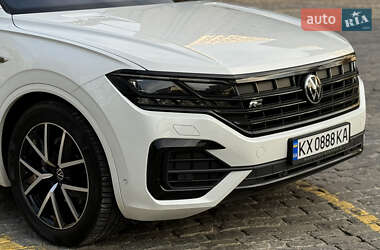 Внедорожник / Кроссовер Volkswagen Touareg 2020 в 