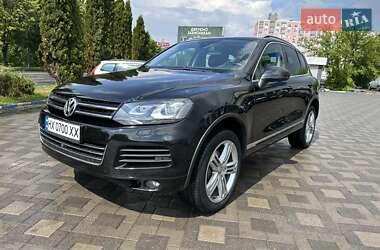 Внедорожник / Кроссовер Volkswagen Touareg 2011 в 