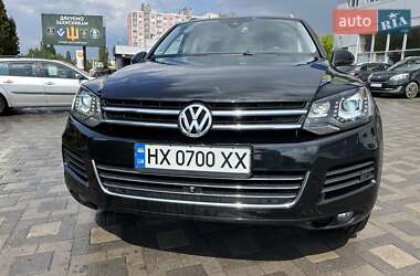 Внедорожник / Кроссовер Volkswagen Touareg 2011 в 