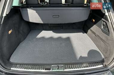 Внедорожник / Кроссовер Volkswagen Touareg 2011 в 