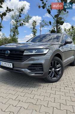 Внедорожник / Кроссовер Volkswagen Touareg 2018 в Черновцах