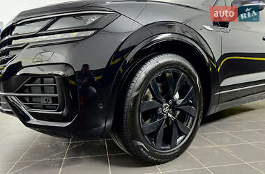 Внедорожник / Кроссовер Volkswagen Touareg 2022 в 