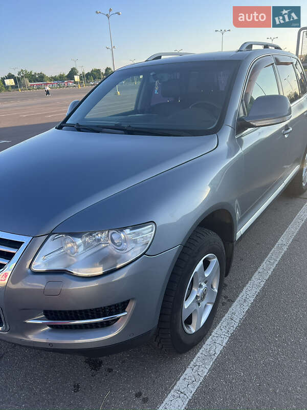 Внедорожник / Кроссовер Volkswagen Touareg 2008 в Одессе