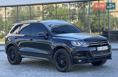 Позашляховик / Кросовер Volkswagen Touareg 2012 в 