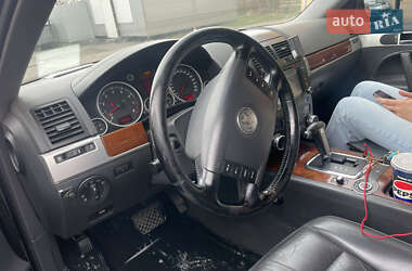 Позашляховик / Кросовер Volkswagen Touareg 2007 в 