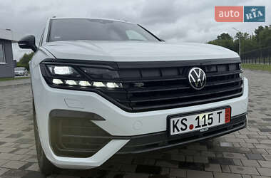 Внедорожник / Кроссовер Volkswagen Touareg 2022 в 