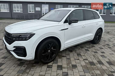 Внедорожник / Кроссовер Volkswagen Touareg 2022 в 