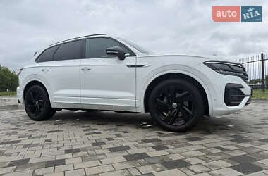 Внедорожник / Кроссовер Volkswagen Touareg 2022 в 