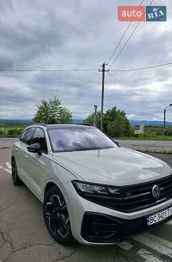 Позашляховик / Кросовер Volkswagen Touareg 2024 в Мостиській