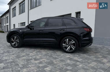 Внедорожник / Кроссовер Volkswagen Touareg 2022 в 
