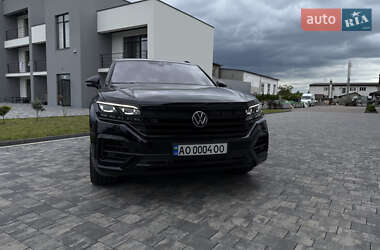 Внедорожник / Кроссовер Volkswagen Touareg 2022 в 