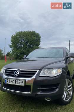 Внедорожник / Кроссовер Volkswagen Touareg 2009 в Фастове