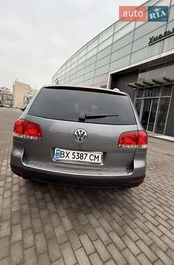 Позашляховик / Кросовер Volkswagen Touareg 2003 в 