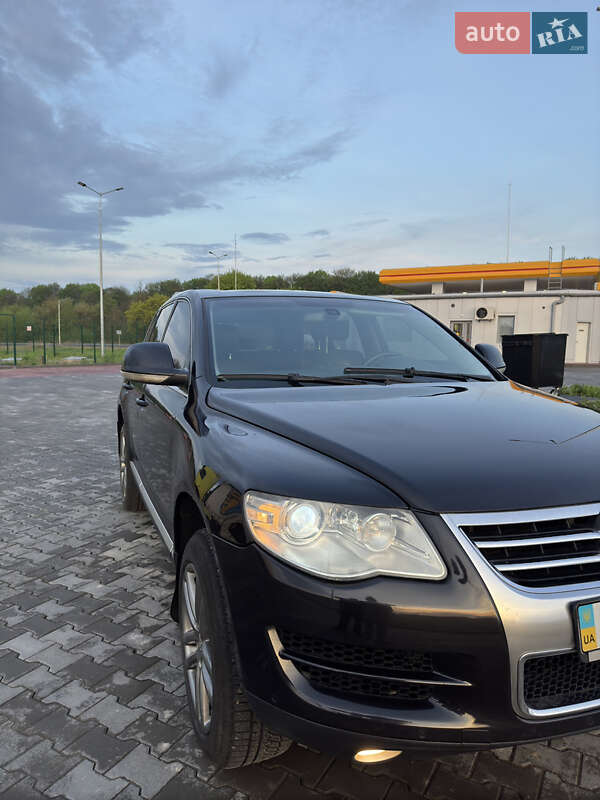 Внедорожник / Кроссовер Volkswagen Touareg 2008 в Луцке