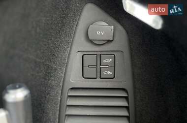 Внедорожник / Кроссовер Volkswagen Touareg 2019 в 