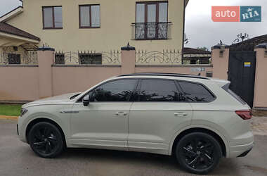 Внедорожник / Кроссовер Volkswagen Touareg 2021 в Днепре