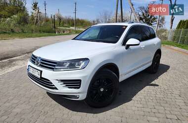 Позашляховик / Кросовер Volkswagen Touareg 2016 в Львові
