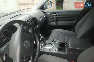 Внедорожник / Кроссовер Volkswagen Touareg 2007 в 