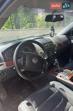 Позашляховик / Кросовер Volkswagen Touareg 2006 в 