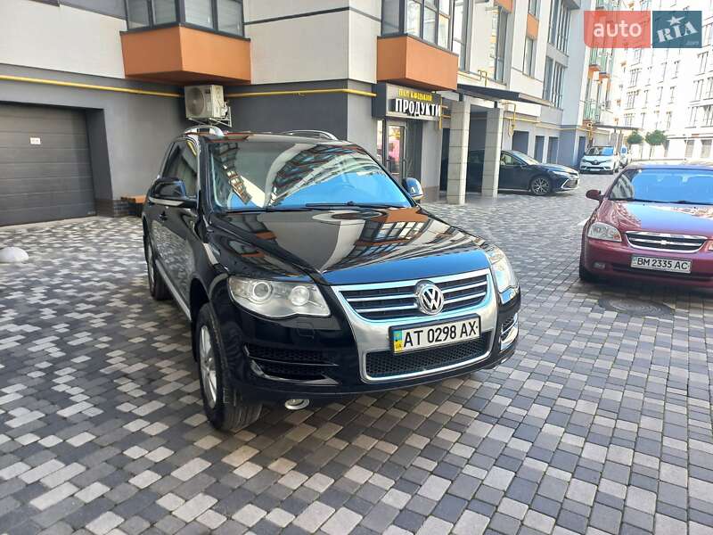 Внедорожник / Кроссовер Volkswagen Touareg 2008 в Ивано-Франковске