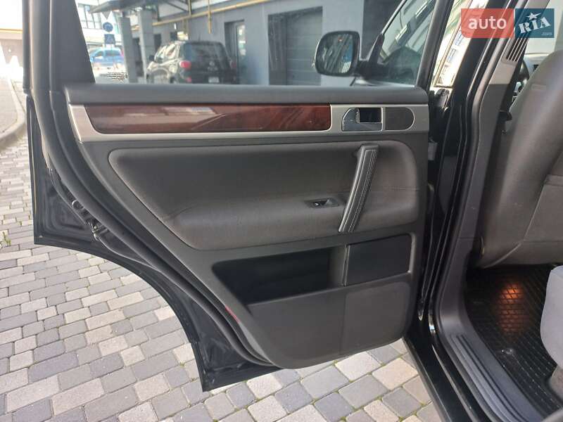 Внедорожник / Кроссовер Volkswagen Touareg 2008 в Ивано-Франковске