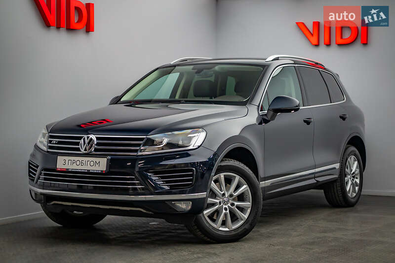 Позашляховик / Кросовер Volkswagen Touareg 2017 в 