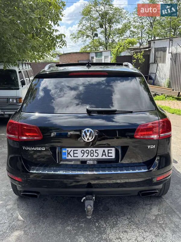 Позашляховик / Кросовер Volkswagen Touareg 2013 в Черкасах