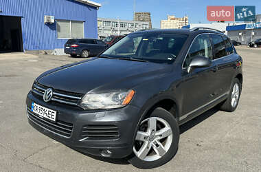 Позашляховик / Кросовер Volkswagen Touareg 2013 в Києві