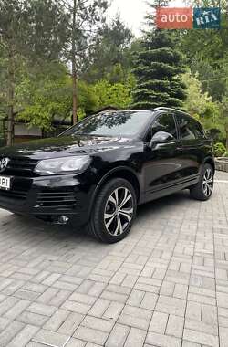 Позашляховик / Кросовер Volkswagen Touareg 2014 в Дрогобичі
