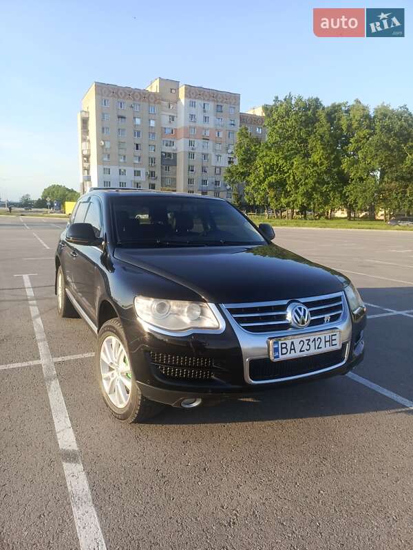 Позашляховик / Кросовер Volkswagen Touareg 2007 в 