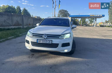 Внедорожник / Кроссовер Volkswagen Touareg 2012 в 