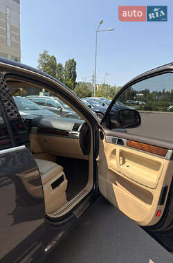 Позашляховик / Кросовер Volkswagen Touareg 2007 в 
