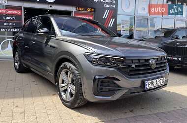 Внедорожник / Кроссовер Volkswagen Touareg 2021 в 