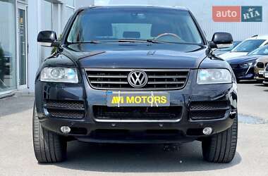 Внедорожник / Кроссовер Volkswagen Touareg 2006 в 
